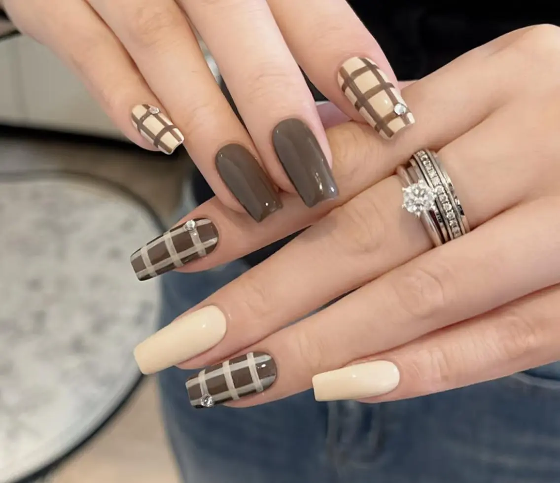 ネイル ハンドネイル 🎀 NaNa_nailのネイルデザイン