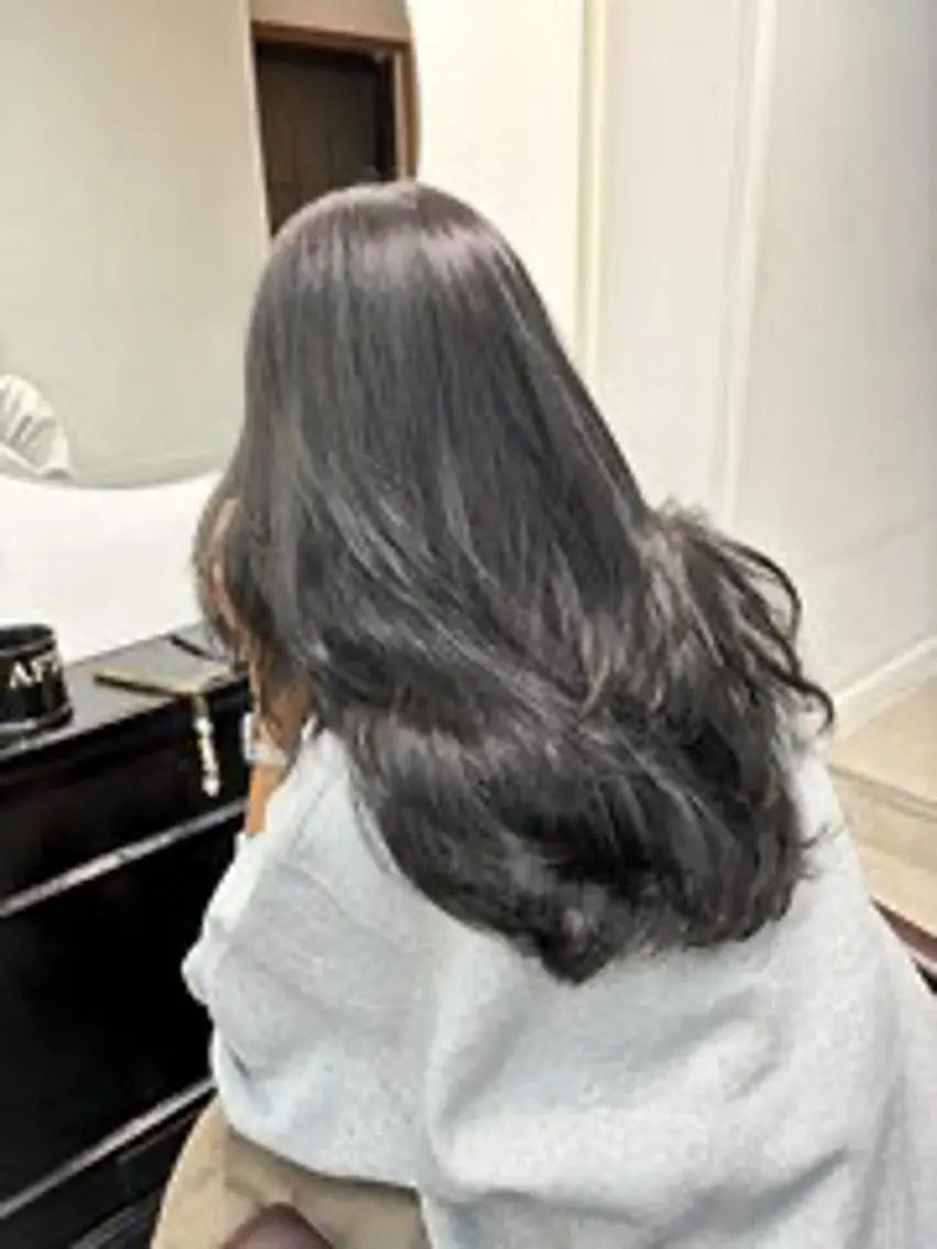 ロング トリートメント 💖透明感カラー💖 美優のヘアスタイル