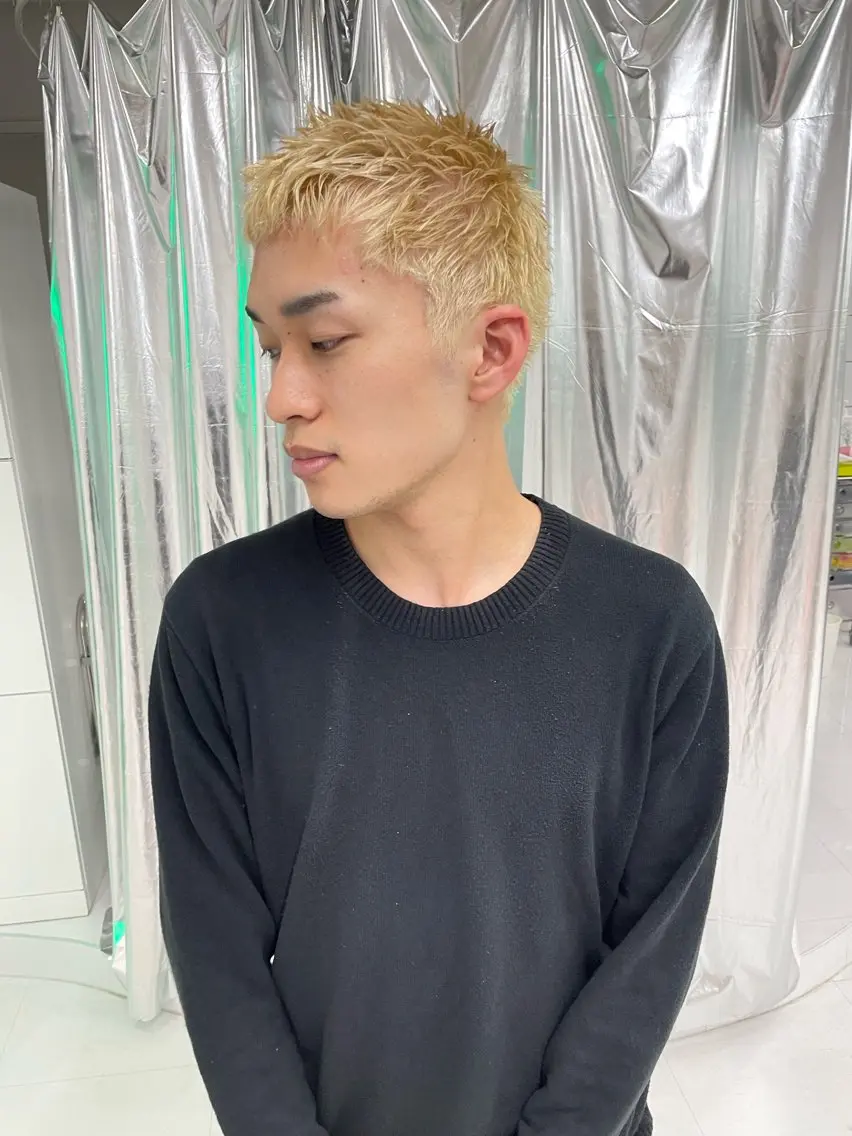 ショート カラー メンズ メンズブリーチ スパイキーショート ブリーチ ブロンド ショートヘア カット ヘアカラー トリートメント 🎗秋山勇/ GEAR.代表のヘアスタイル