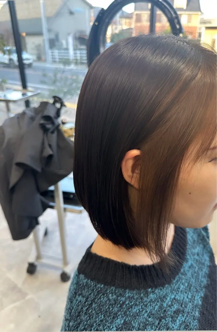 ミディアム 𝑴𝒐𝒓𝒊 /髪質改善/艶髪🖤のヘアスタイル