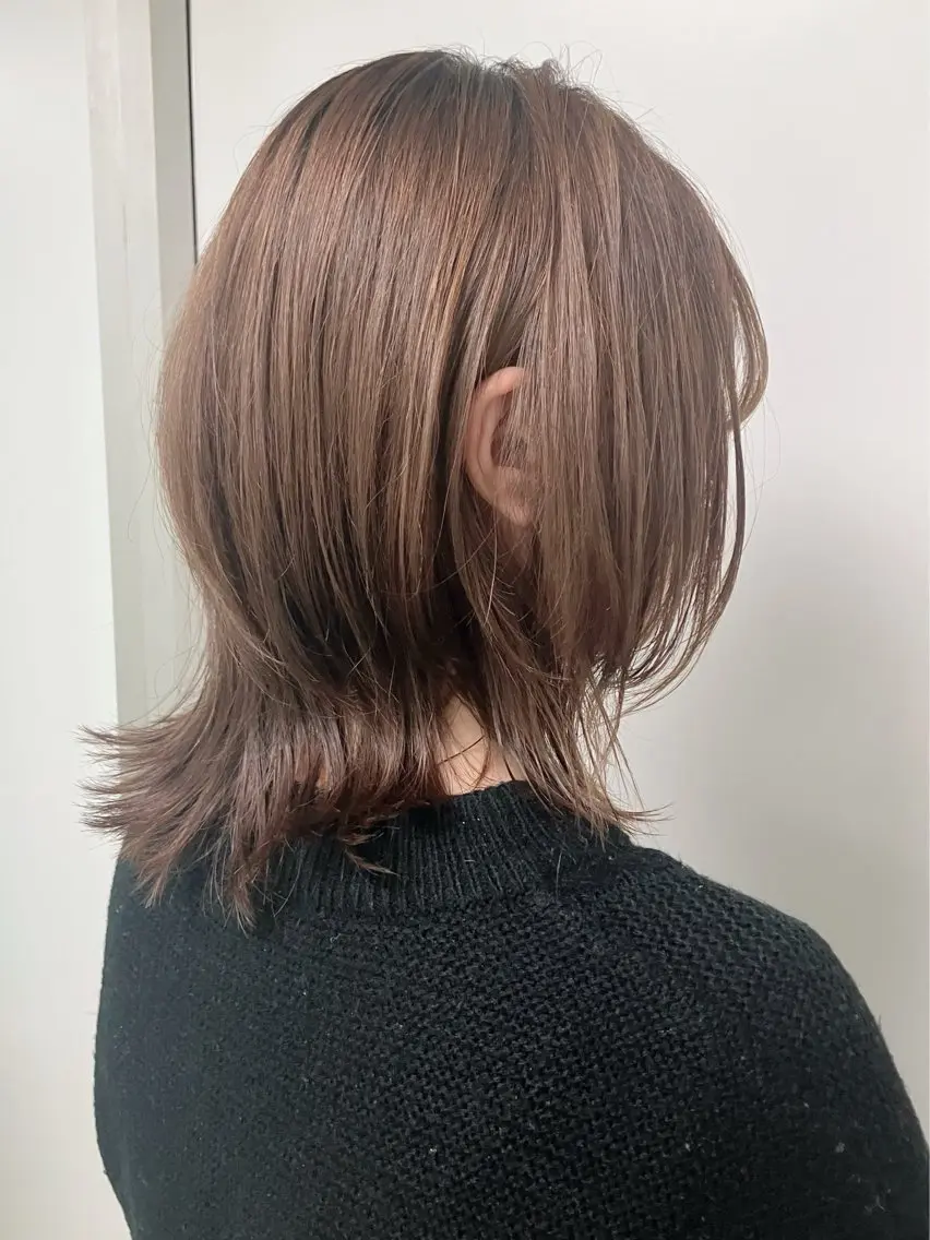 ミディアム ショートボブ ミディアムレイヤー ボブ レイヤーカット 似合わせカット fumikaブリーチ /デザインのヘアスタイル