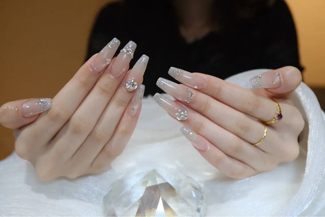 ネイル ハンドネイル Anmi Nail 新宿のネイルデザイン