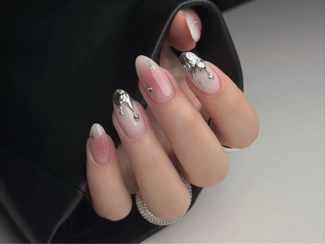 ネイル オーロラネイル チークネイル フットネイル フレンチネイル ジェルネイル ハンドネイル ハンドケア NEW NAIL💞 yukiのネイルデザイン