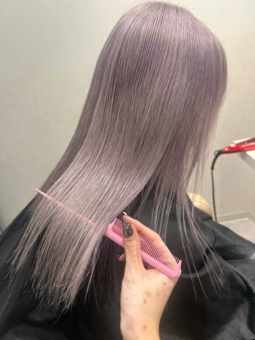 セミロング 🫒オリーブ/透け感 レイヤー🌿モエカのヘアスタイル
