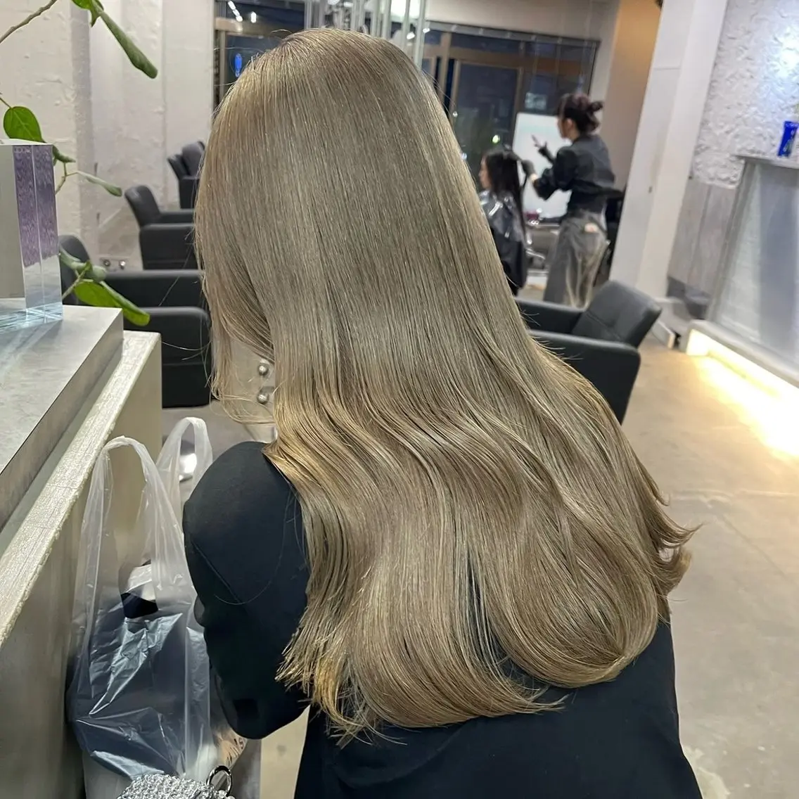ロング nagomi TALOのヘアスタイル