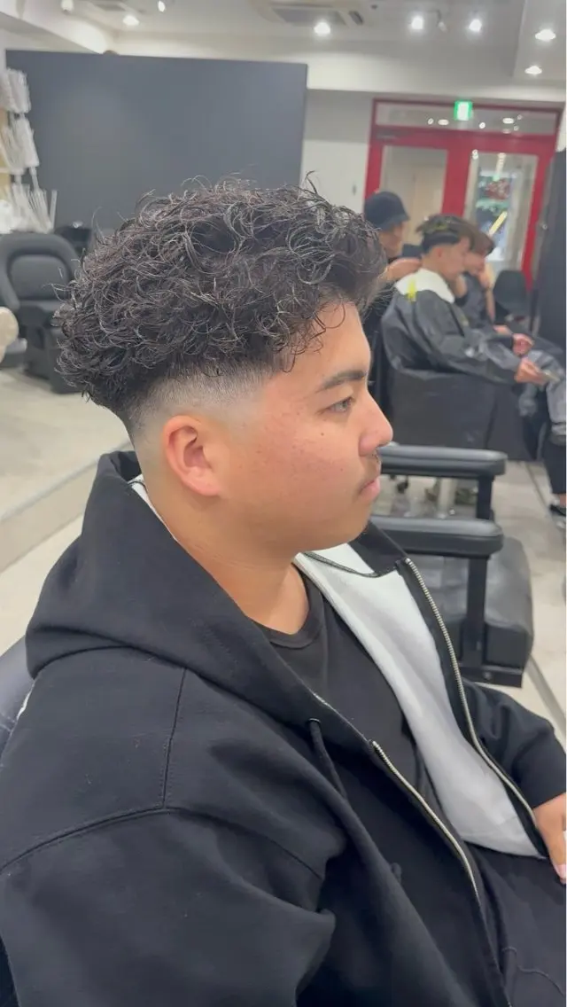 パーマ メンズ 谷口 匠のヘアスタイル