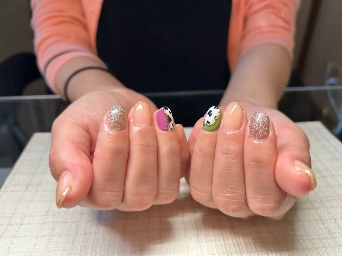 ネイル アートネイル ミラーネイル ハンドネイル Lisa’s Salonのネイルデザイン