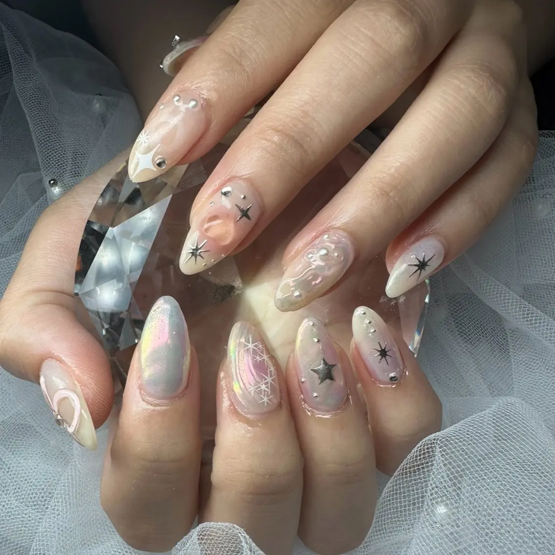 ネイル 韓国ネイル ワンホンネイル ハンドネイル ハンドケア Queen nailのネイルデザイン