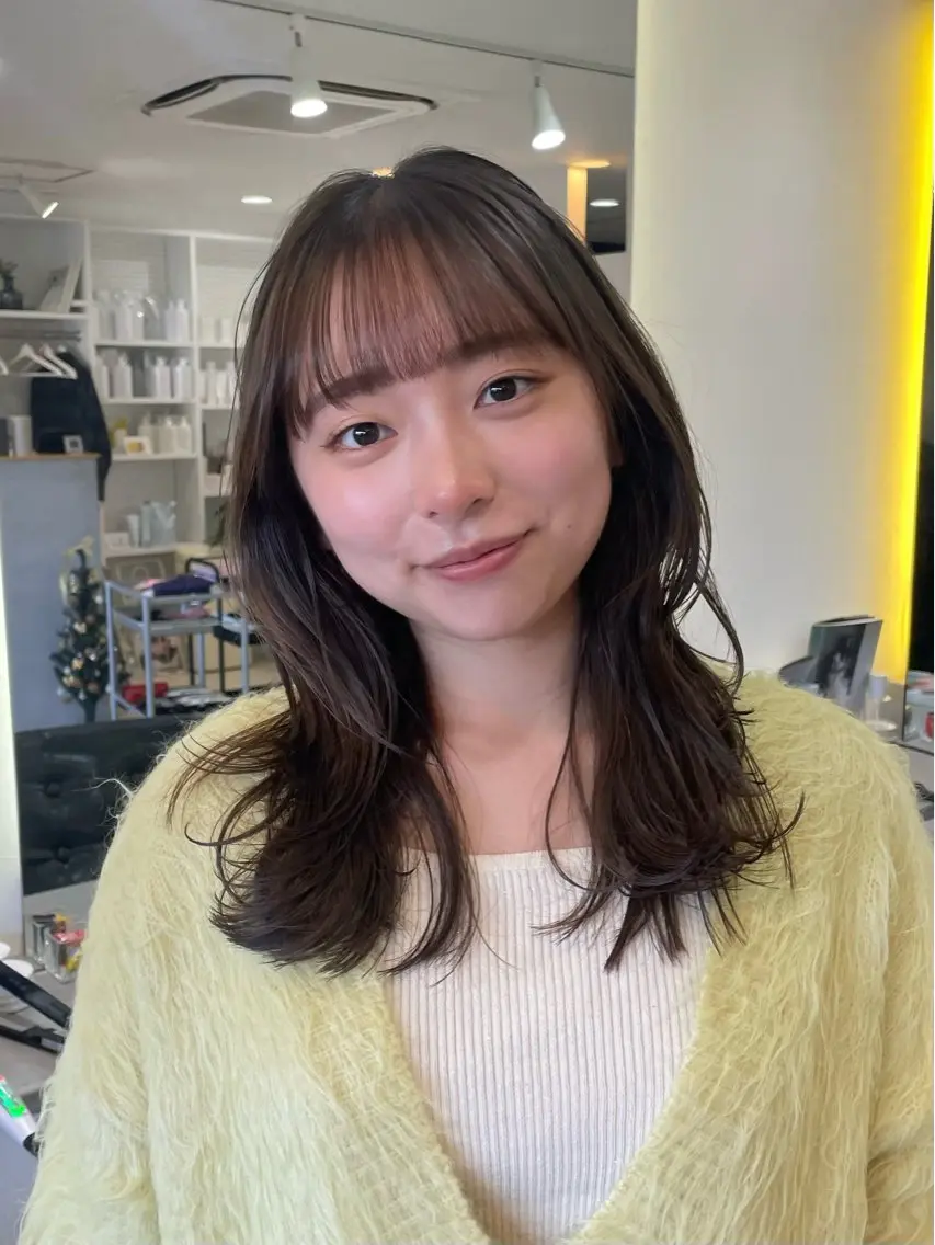 セミロング セミロングパーマ レイヤーカット 前川 瑞希のヘアスタイル