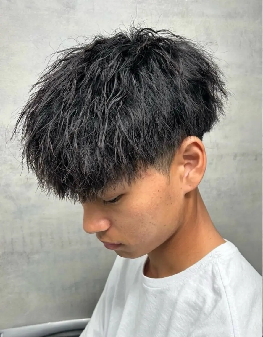 ショート パーマ メンズ メンズパーマ メンズツイストパーマ ツイストスパイラルパーマ スパイラルパーマ ツイストパーマ カット パーマ メンズカット/ パーマ特化のヘアスタイル
