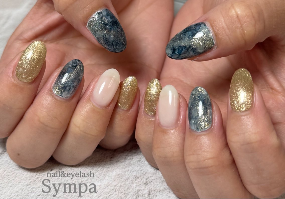 ネイル アートネイル シンプルネイル Sympa✨️ AKARIのネイルデザイン