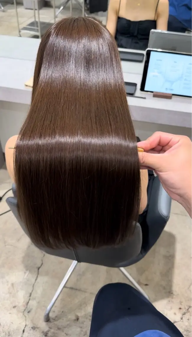 ロング 髪質改善 左近研人のヘアスタイル