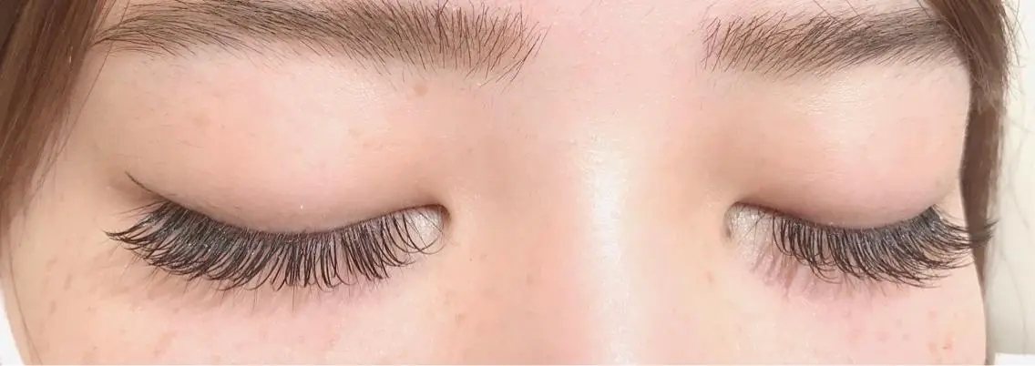 マツエク・マツパ フラットラッシュ Alushe ゆみの眉毛・アイブロウイメージ