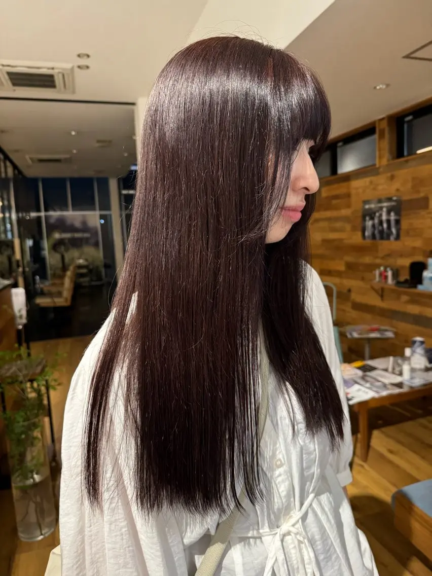 ロング カラー ブラウンカラー ピンクカラー ピンクブラウン 吉留 文月のヘアスタイル