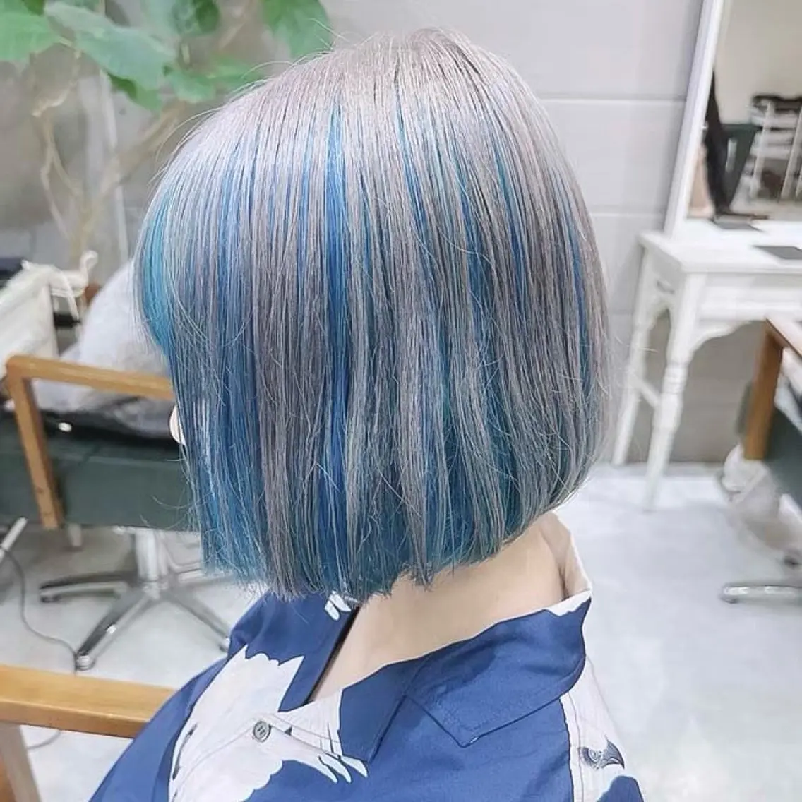 ミディアム カラー アッシュ アッシュグレー ブリーチ ブルーカラー デザインカラー DAYS Men’sのヘアスタイル