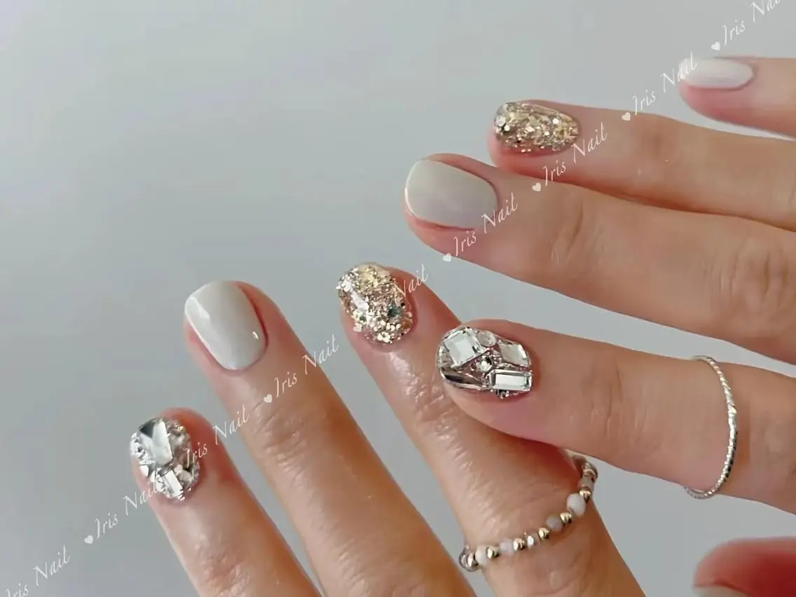 ネイル ストーンネイル ハンドネイル ハンドケア 🍒IRIS Nail🌸のネイルデザイン