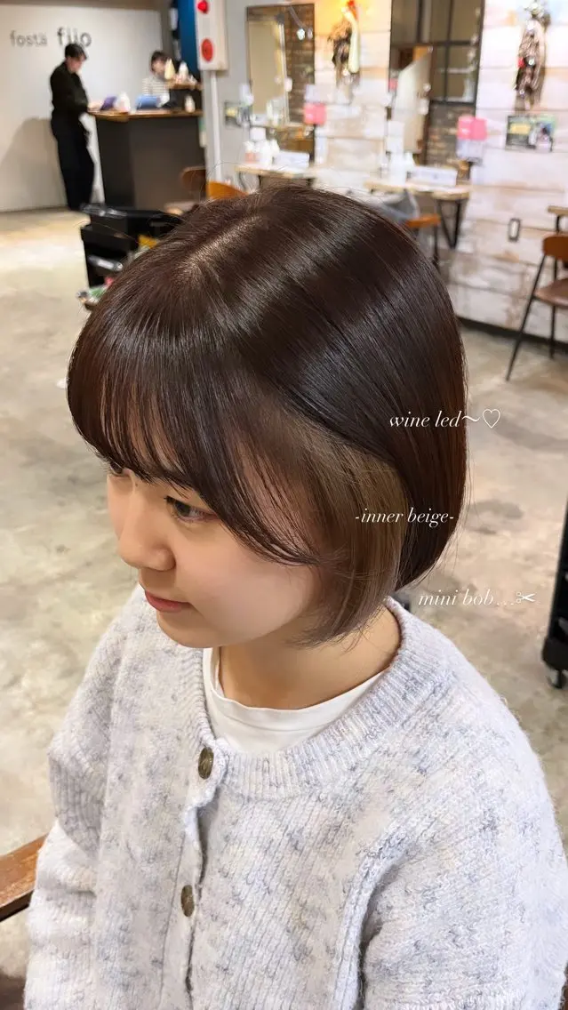 ミディアム カラー ヘアアレンジ インナーカラー ボブ 光本 杏のヘアスタイル