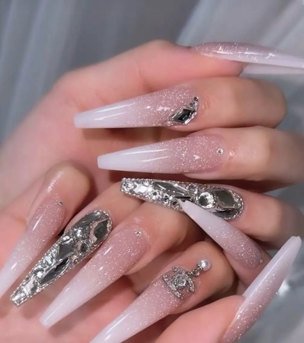 ネイル ジェルネイル 韓国ネイル 持ち込み オフィスネイル ワンホンネイル MiO Nailのネイルデザイン