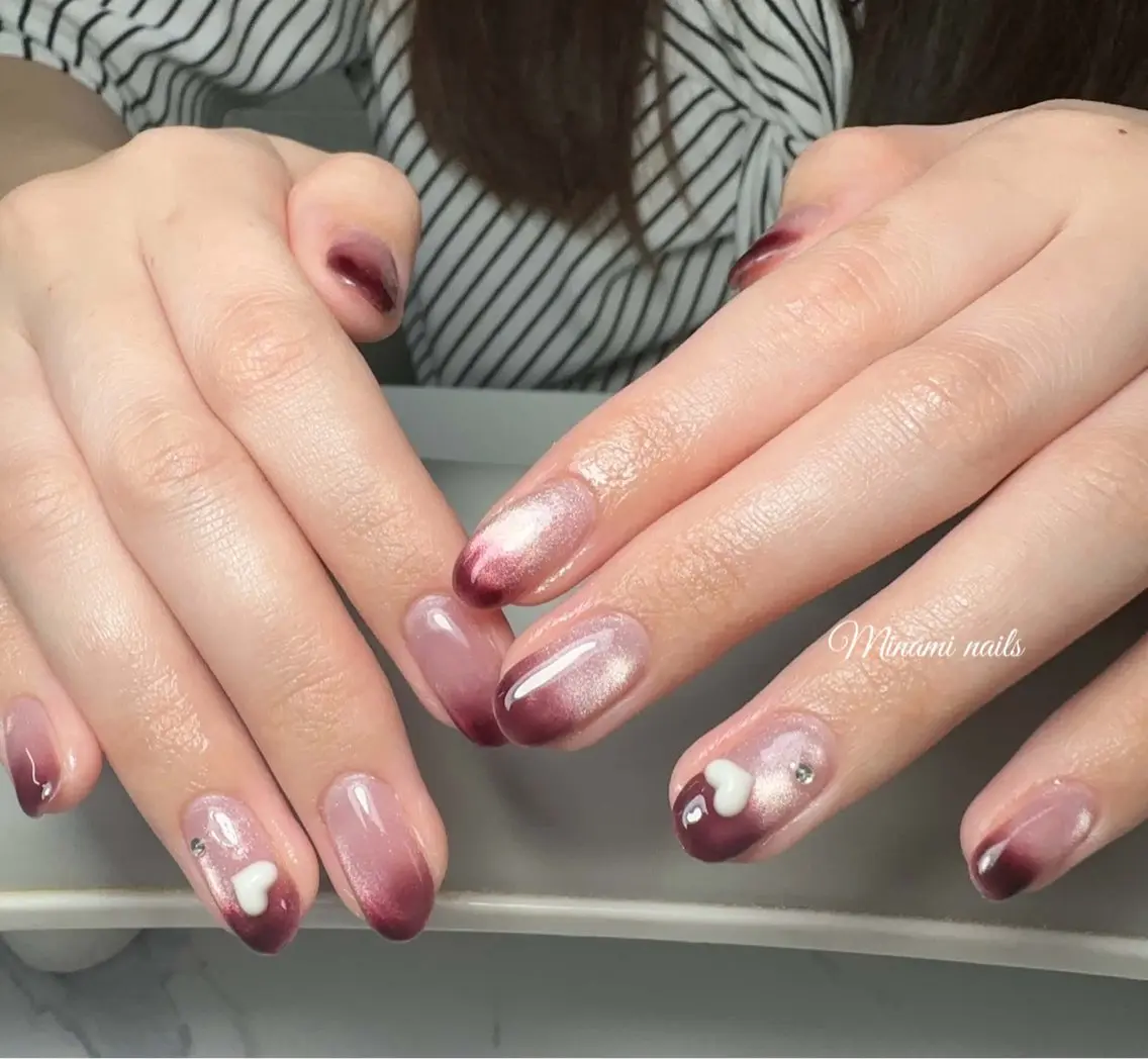 ネイル アートネイル ガーリー キラキラネイル 韓国ネイル マグネットネイル ハンドネイル Minami Nailsのネイルデザイン