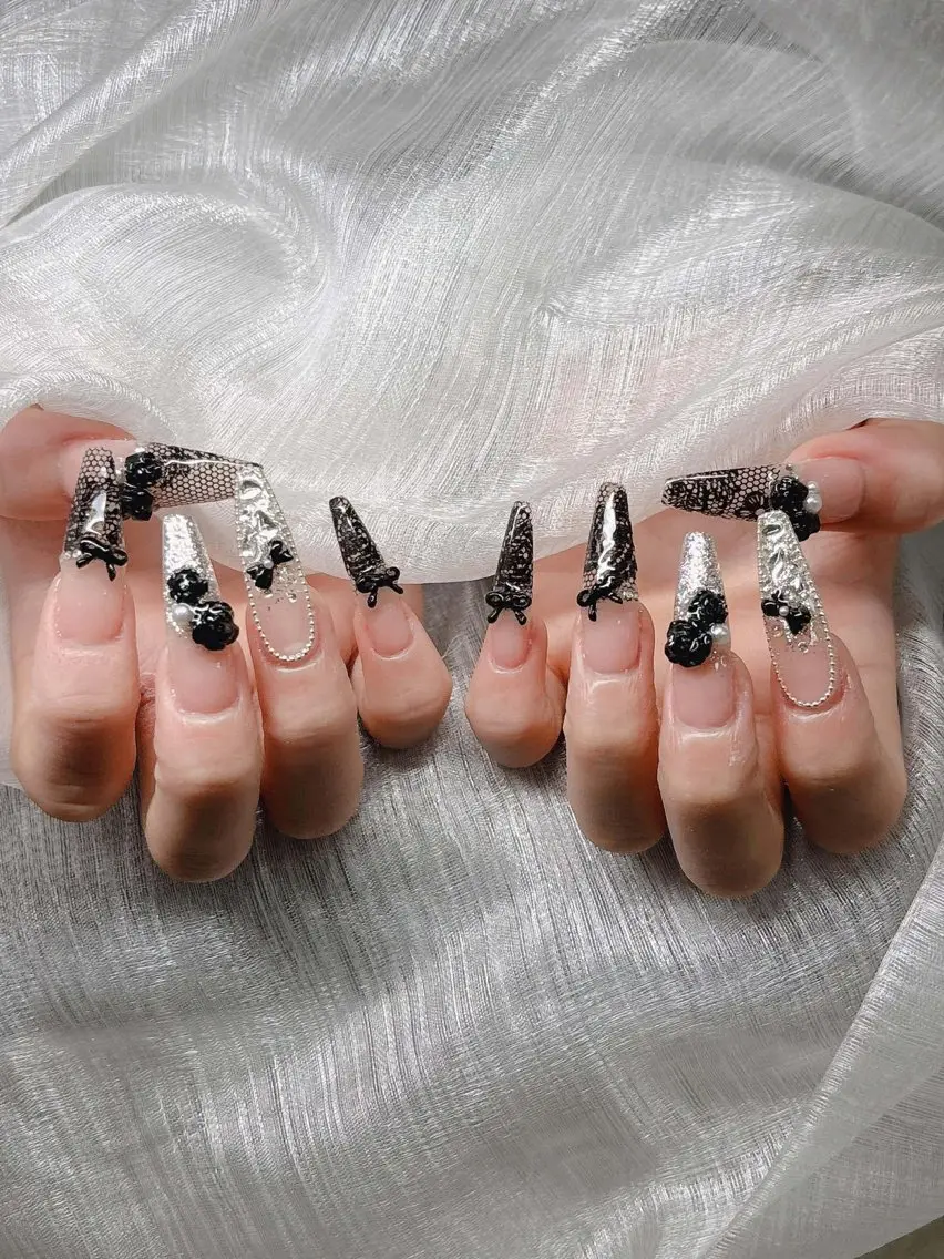 ネイル ハンドネイル Lee Nailsのネイルデザイン