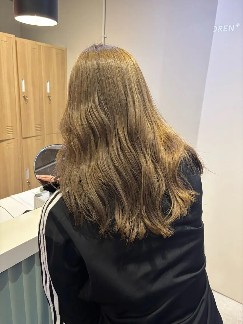 カラー オリーブ🎶アッシュ グレージュちひろ🧸のヘアスタイル