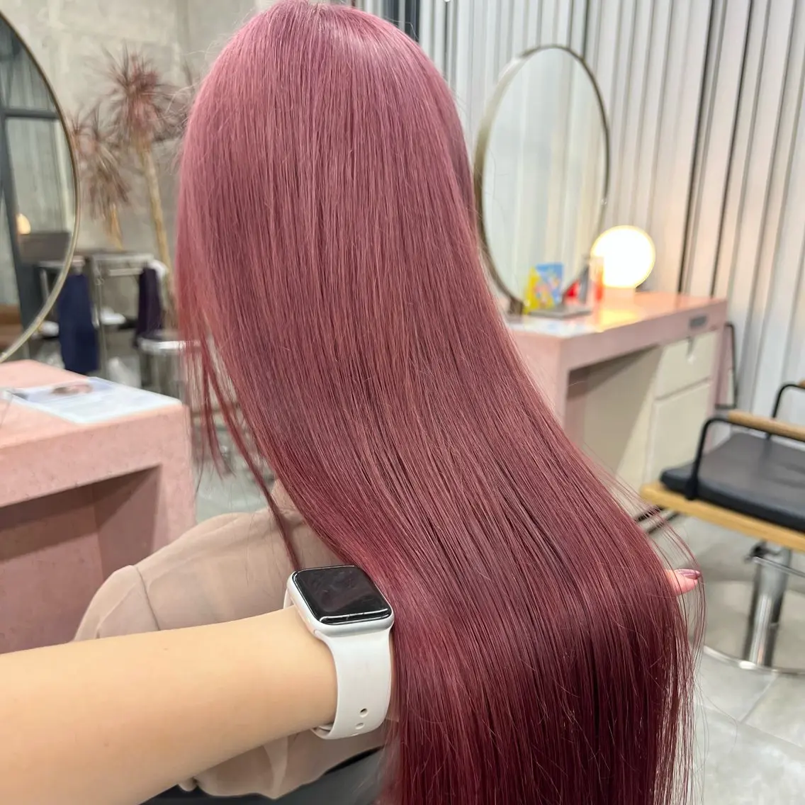 ロング カラー ピンクカラー ロング カット ヘアカラー 韓国レイヤー🇰🇷 メンズ 細江美紅のヘアスタイル