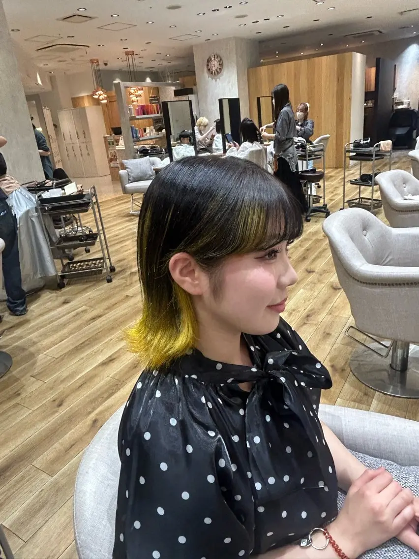 カラー イエローカラー fizelle天王寺 井上椋介のヘアスタイル