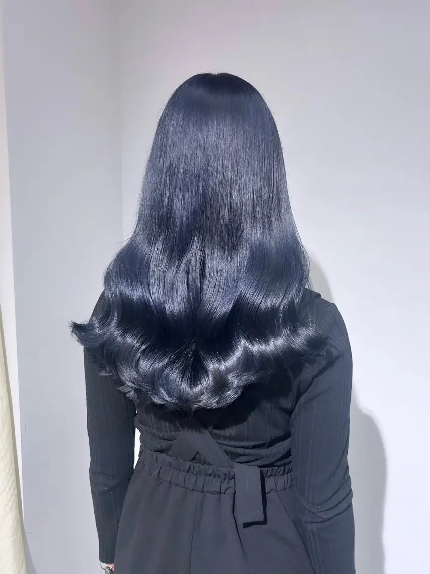 ロング allum SAKURAのヘアスタイル