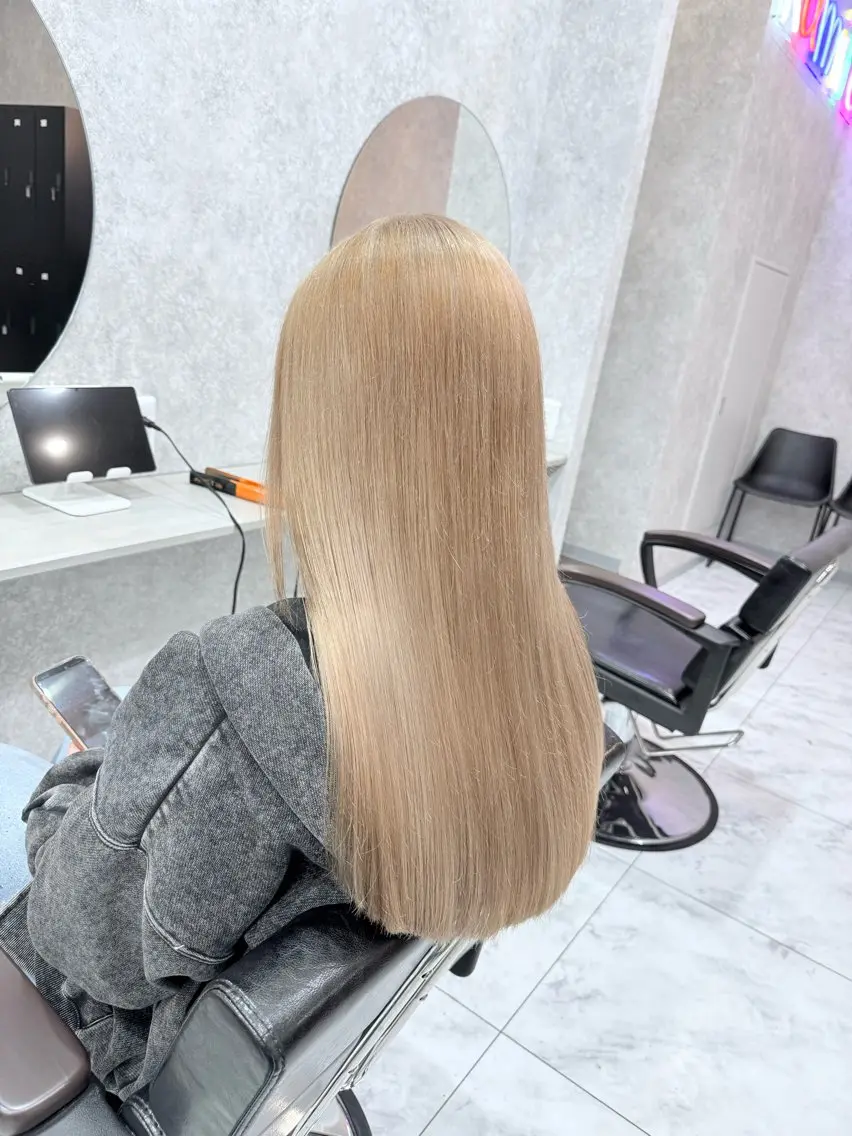 ロング カラー 🌺ハイトーン🌺 矢葺 なぎさ🌺🌺のヘアスタイル