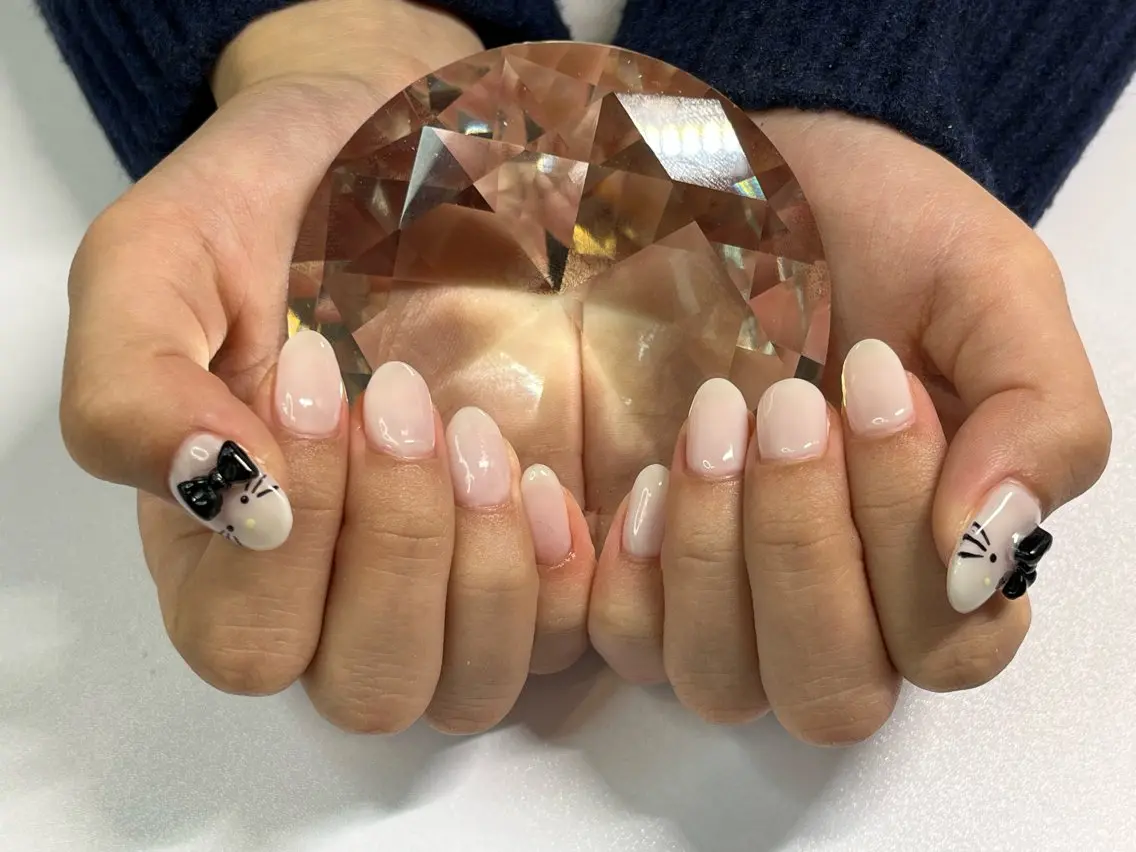 ネイル マグネットネイル ニュアンスネイル ワンカラーネイル シンプルネイル 夏ネイル ハンドネイル プライベートサロン N's Nailのネイルデザイン