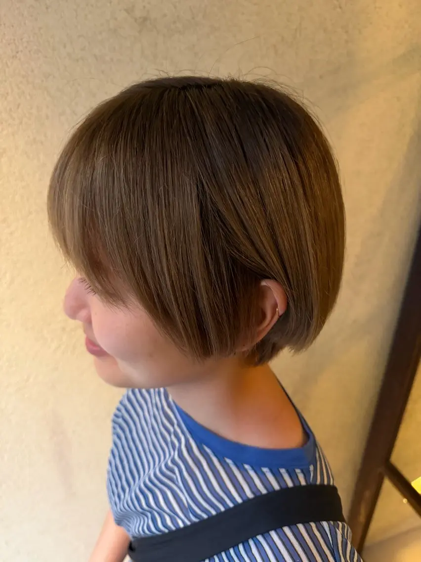 ショート 小松 陽香のヘアスタイル