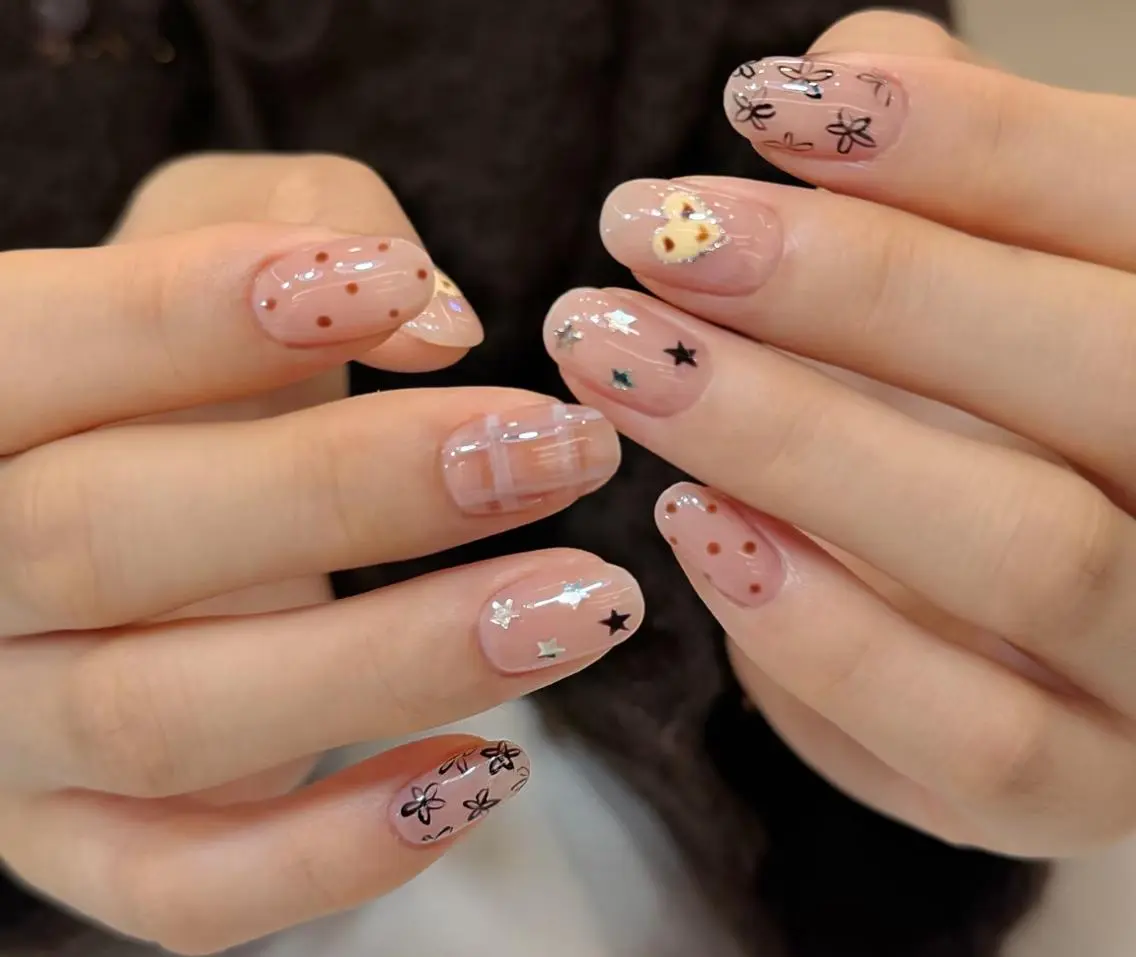 ネイル ハンドネイル Pure&Rich Nailのネイルデザイン
