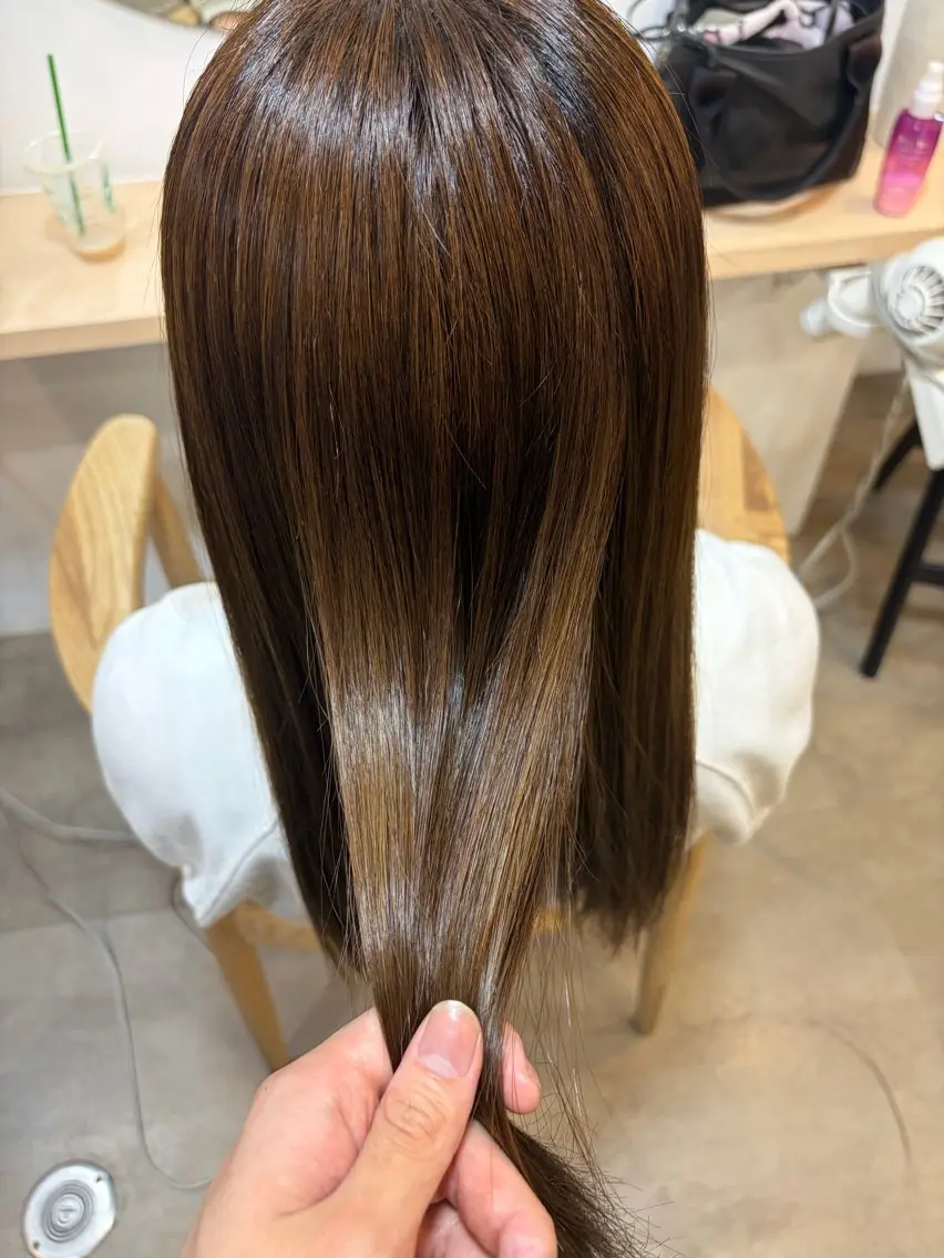 ロング ヘアカラー トリートメント 牧野 航大のヘアスタイル