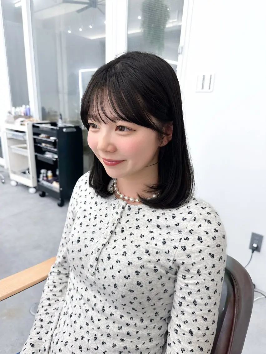 ミディアム カット ヘアカラー トリートメント 顔周り/くびれヘア 韓国ヘア💕風間るなのヘアスタイル
