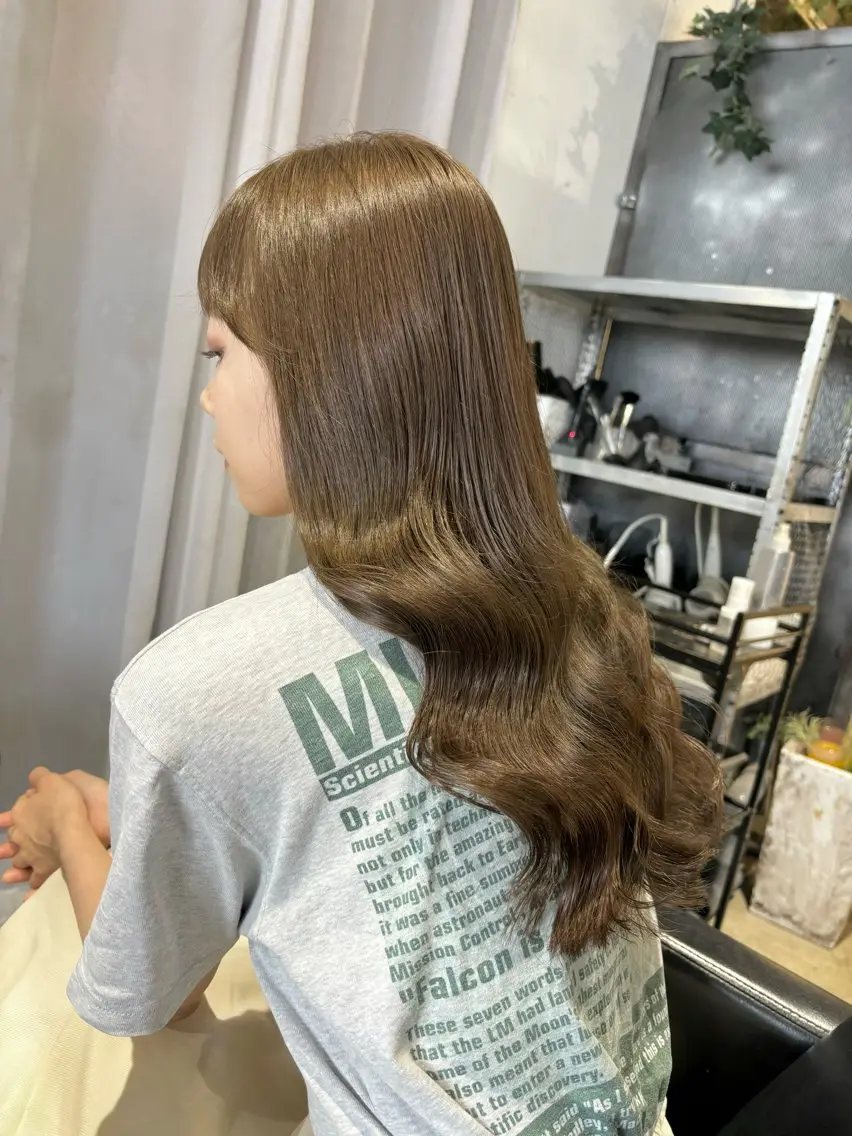 ロング カラー ベージュカラー オリーブベージュ inc新小岩北口店 🫧Nichikaのヘアスタイル