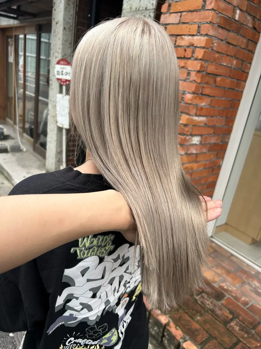 ロング カラー ベージュカラー ブリーチ ホワイトベージュ ハイトーン/メンズ 水野翔太のヘアスタイル