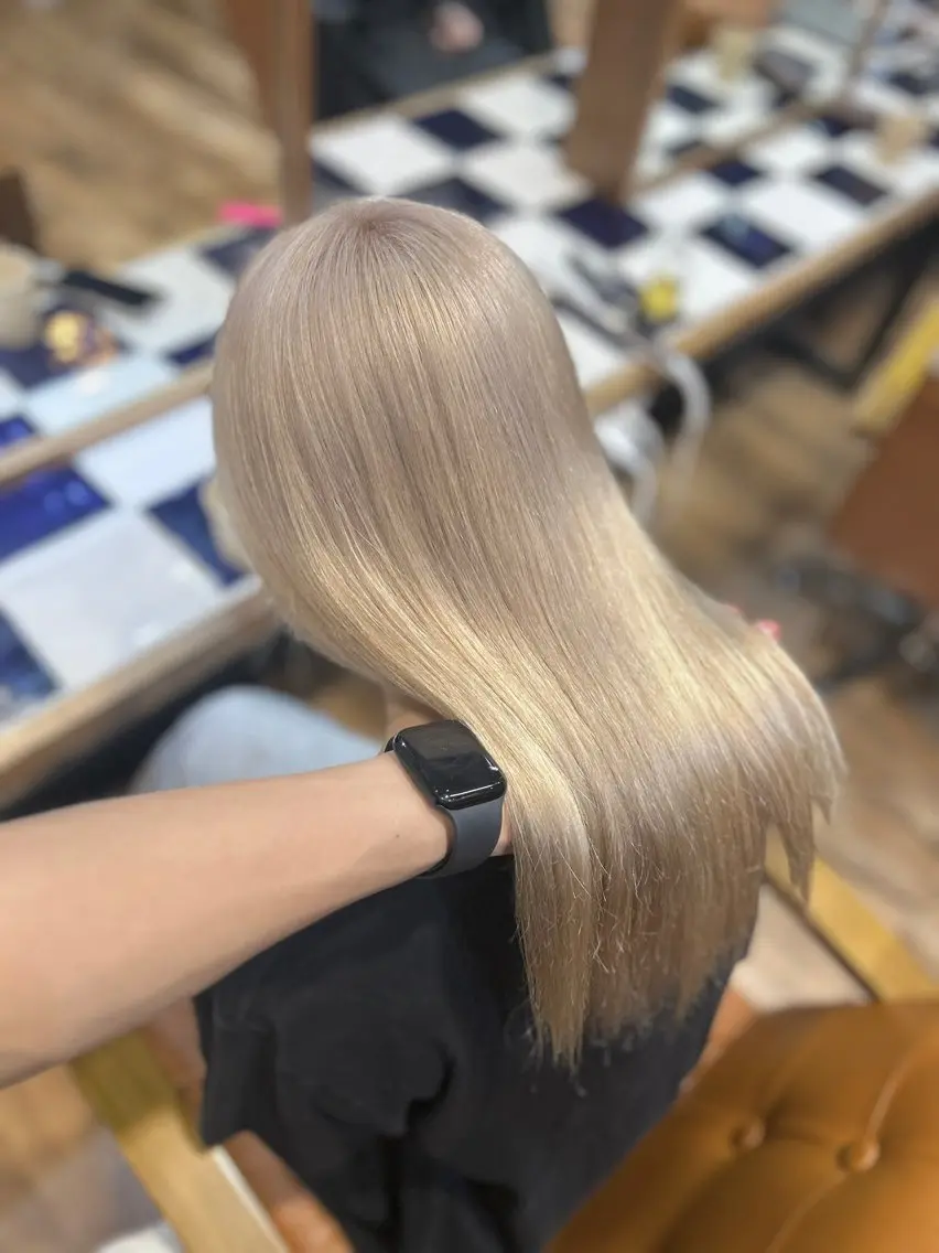 ロング カラー ヘアカラー トリートメント 💖カラー/ブリーチ 💖あつやのヘアスタイル