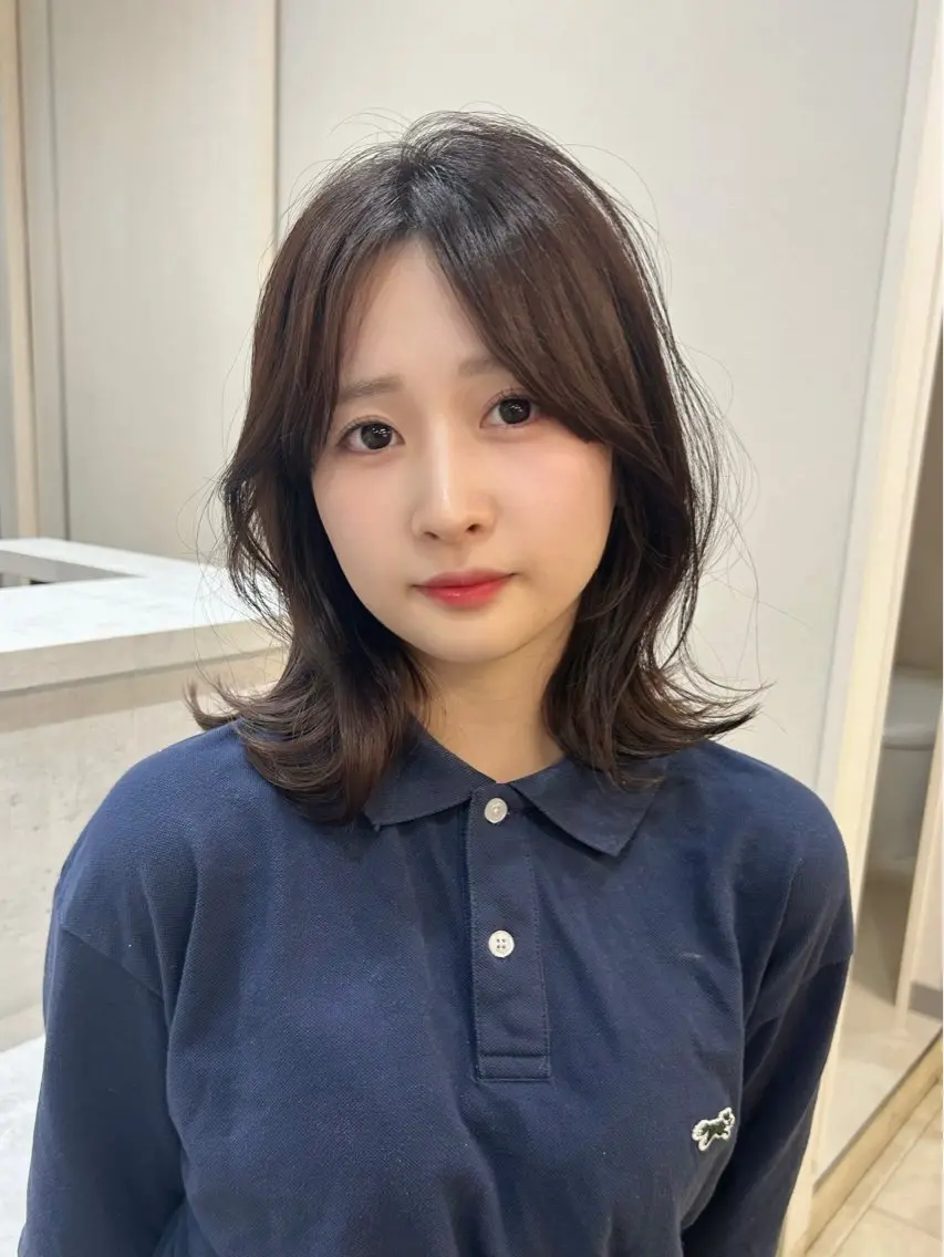 ミディアム 顔周りカット nina🤎/ 似合わせカットのヘアスタイル