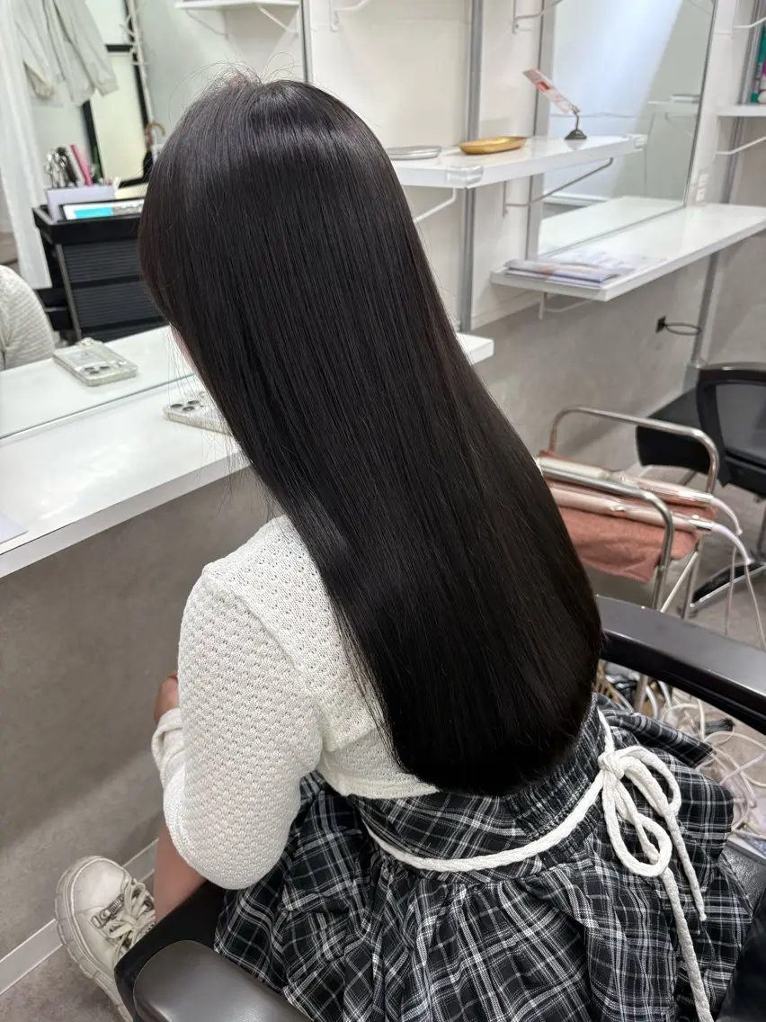 ロング 髪質改善 トリートメント カット トリートメント RIHO/ 小顔レイヤー/抜け感のヘアスタイル