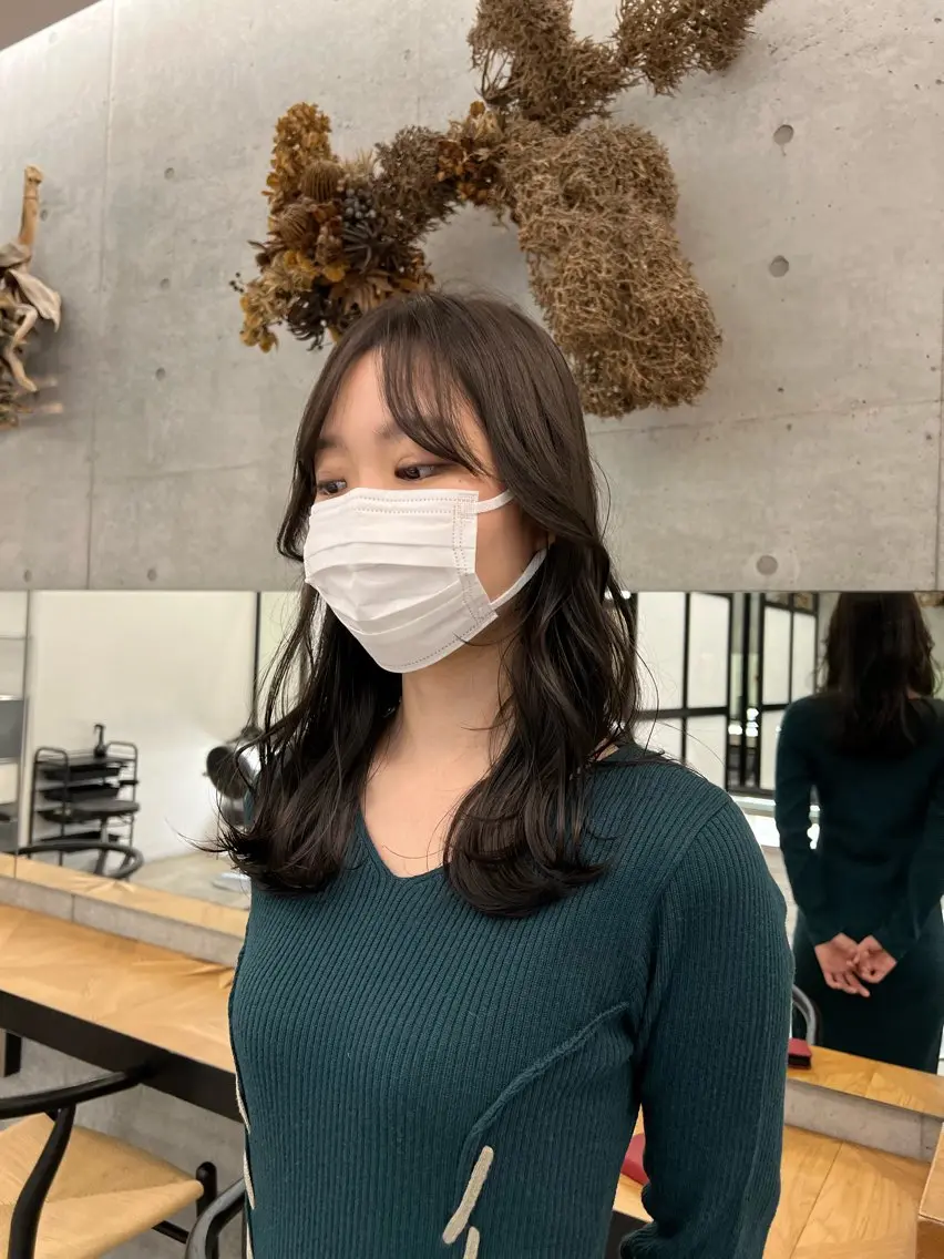 セミロング くせっ毛カット タツヤのヘアスタイル