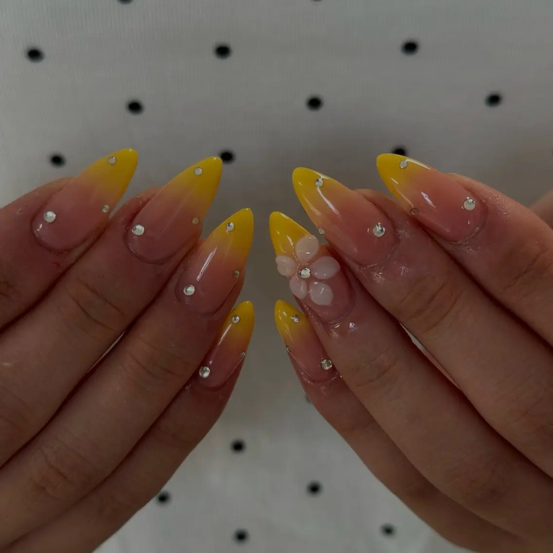 セミロング 韓国風ヘア ハンドネイル navi nail ayaneのネイルデザイン