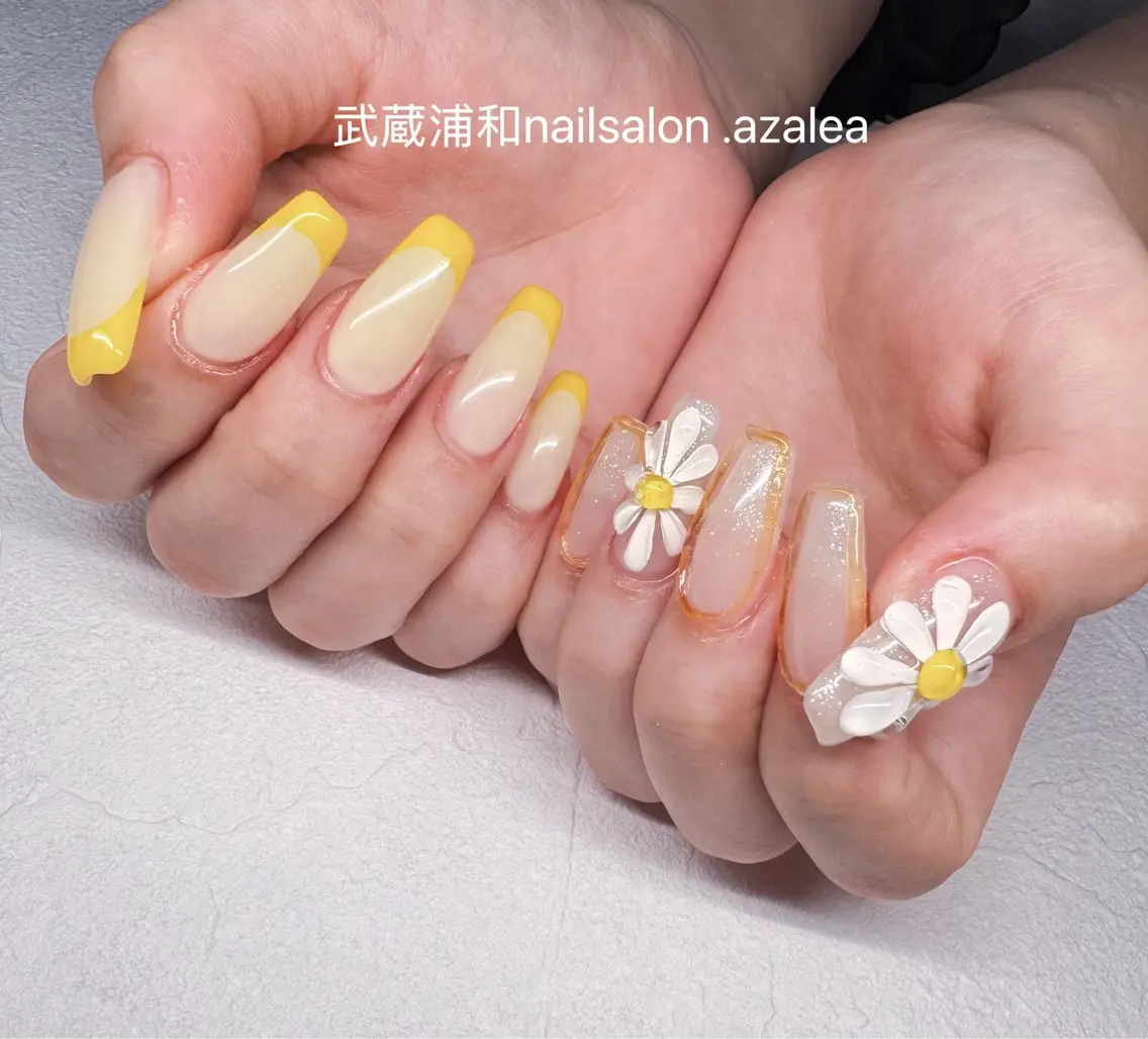 ネイル ハンドネイル R inのネイルデザイン