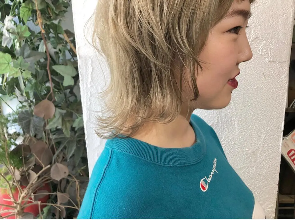 ミディアム カラー mayu ○のヘアスタイル