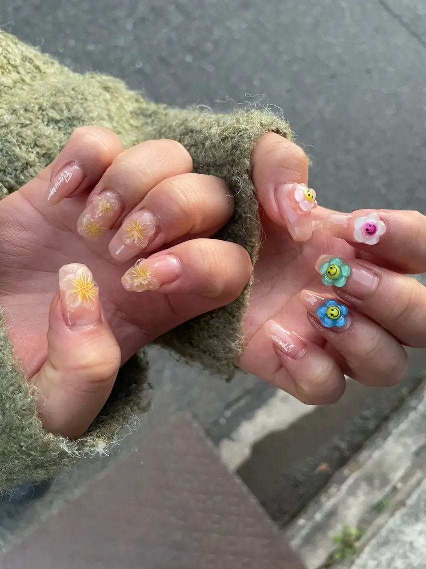 ネイル ハンドネイル CRAZY NAILのネイルデザイン