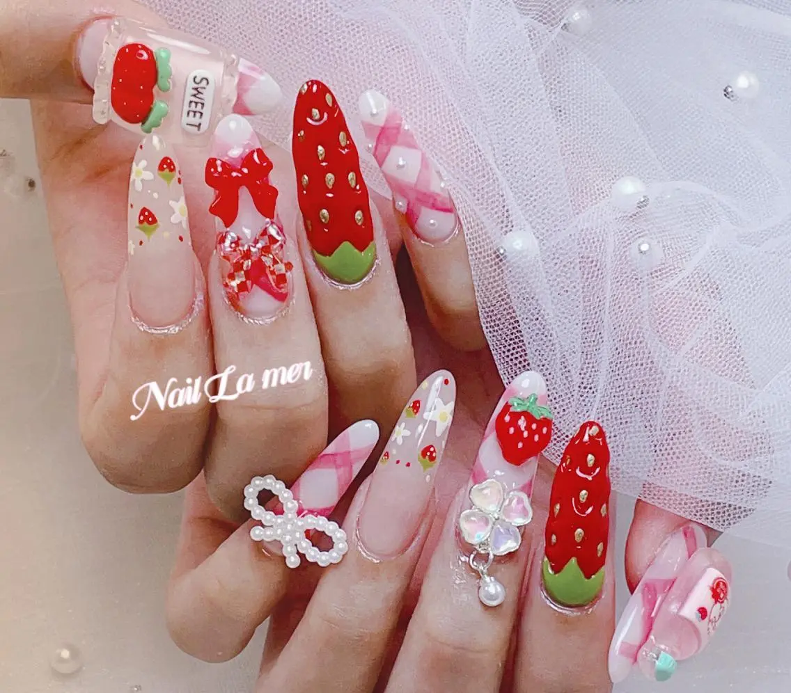 ネイル hikikibyee ♡のネイルデザイン