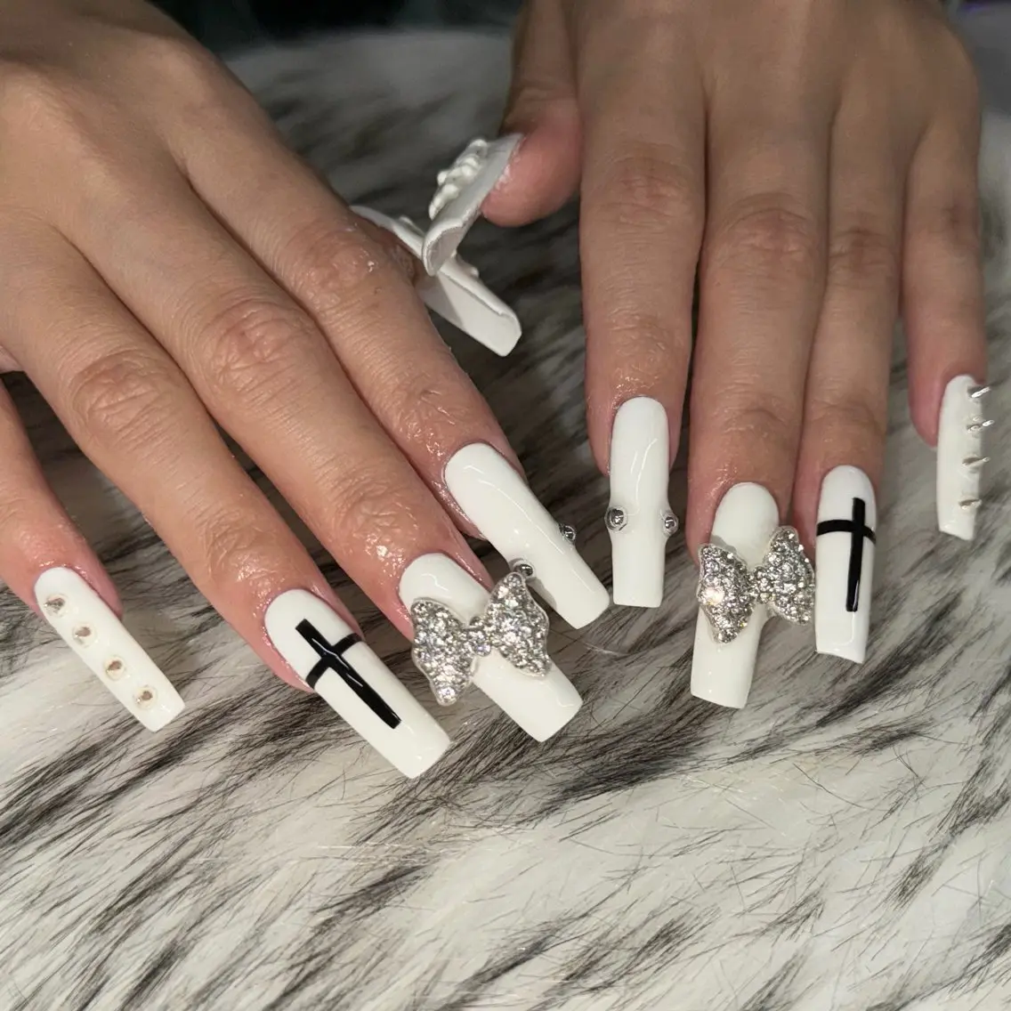 ネイル ハンドネイル cocoro🖤 猫爪/y2kネイルのネイルデザイン