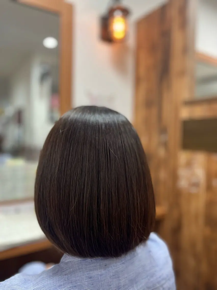 ミディアム カラー 佐々木 美希のヘアスタイル