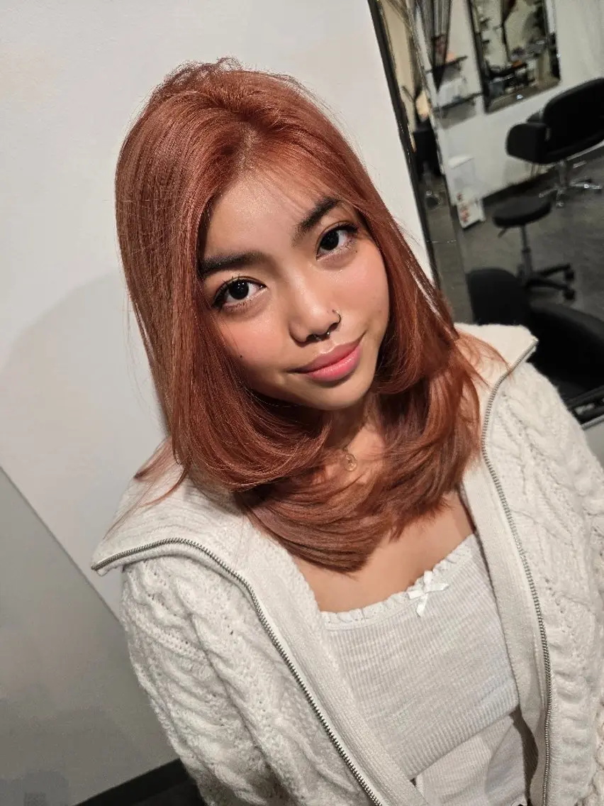 セミロング レイヤーカット カット LEE HANAのヘアスタイル