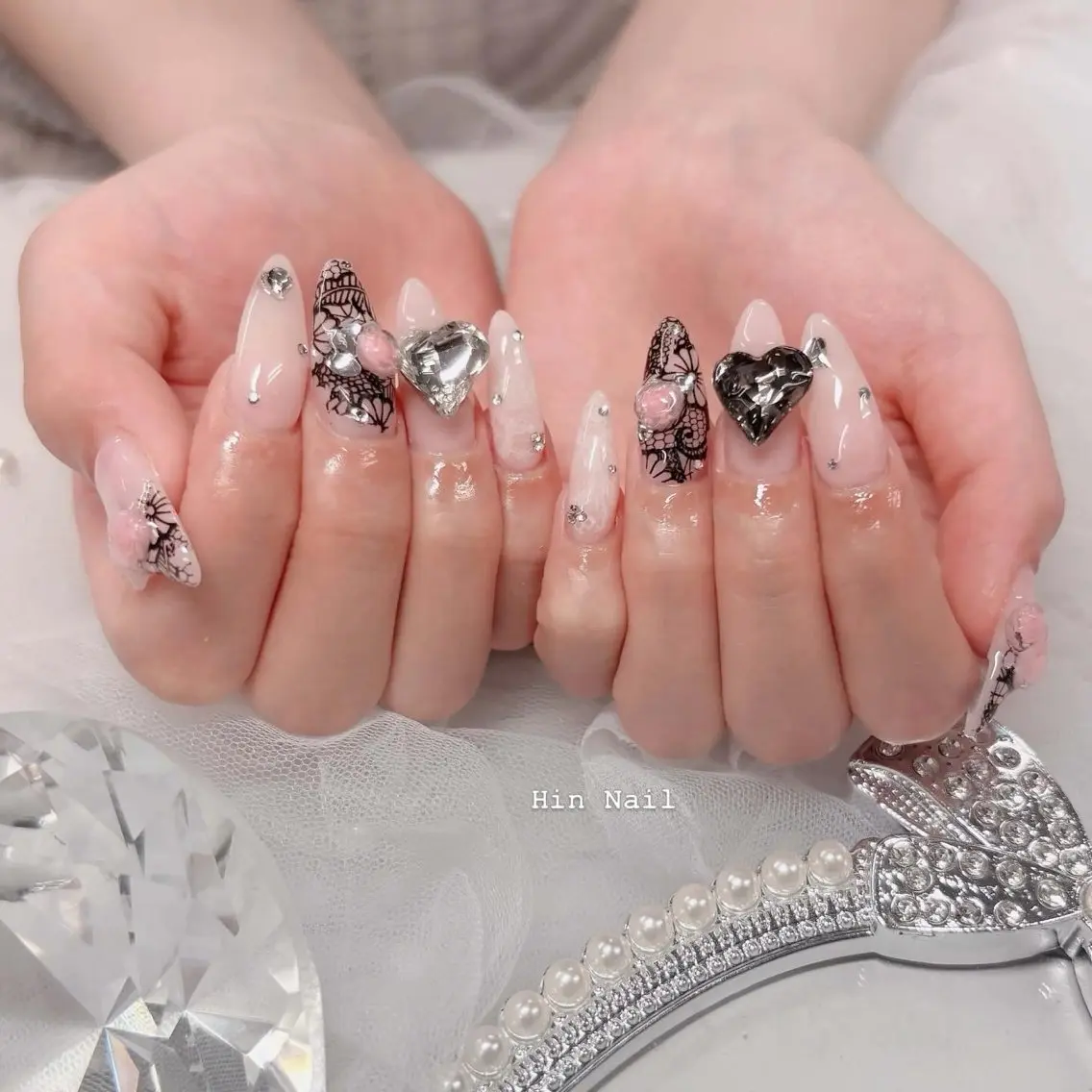 ネイル ハンドネイル HIN NAILのネイルデザイン