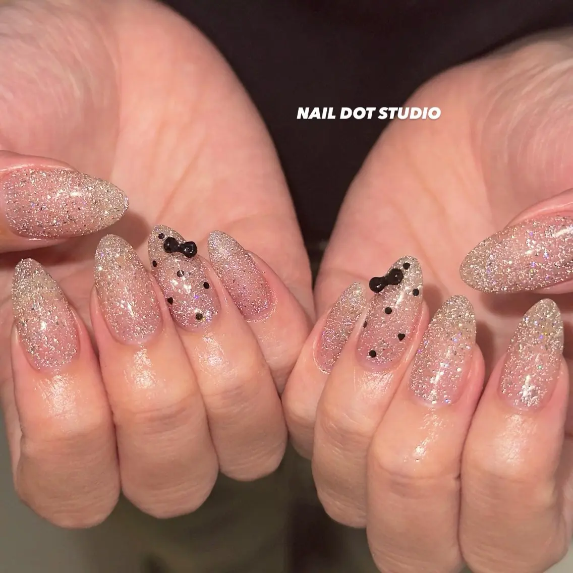 ネイル ハンドネイル NAILDOTSTU DIO SEINAのネイルデザイン